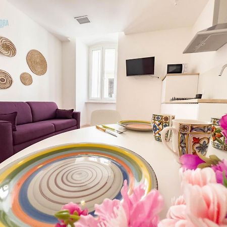 Lazzaretto Vecchio 22 Tirabora Short Rent Apartment Trieste Luaran gambar