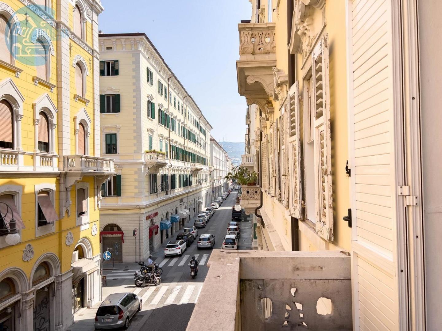 Lazzaretto Vecchio 22 Tirabora Short Rent Apartment Trieste Luaran gambar