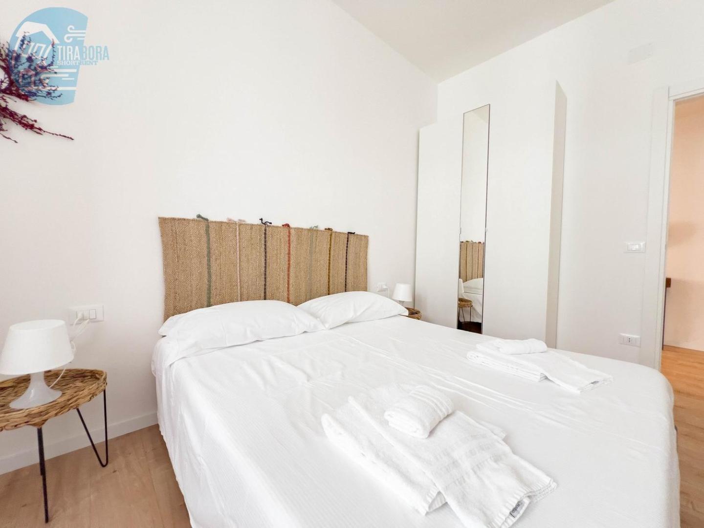 Lazzaretto Vecchio 22 Tirabora Short Rent Apartment Trieste Luaran gambar